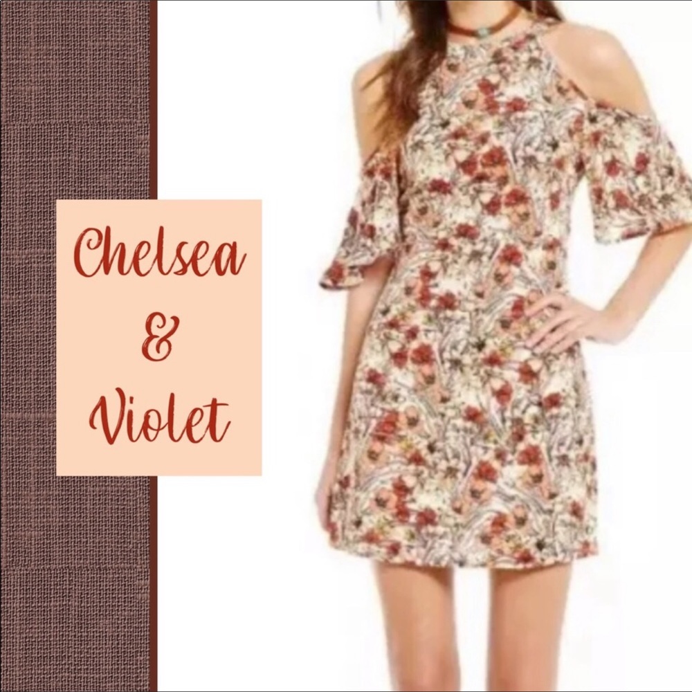 CHELSEA & VIOLET | JANUARY
Cold Shoulder Floral Print A-Line Mini Dress